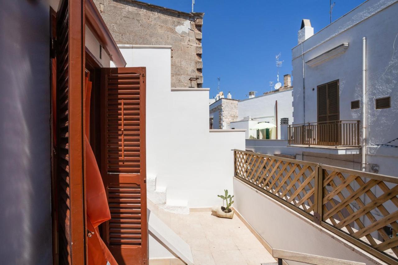 דירות פולינאנו א מארה Tiny House 19 Terrace Aparment מראה חיצוני תמונה