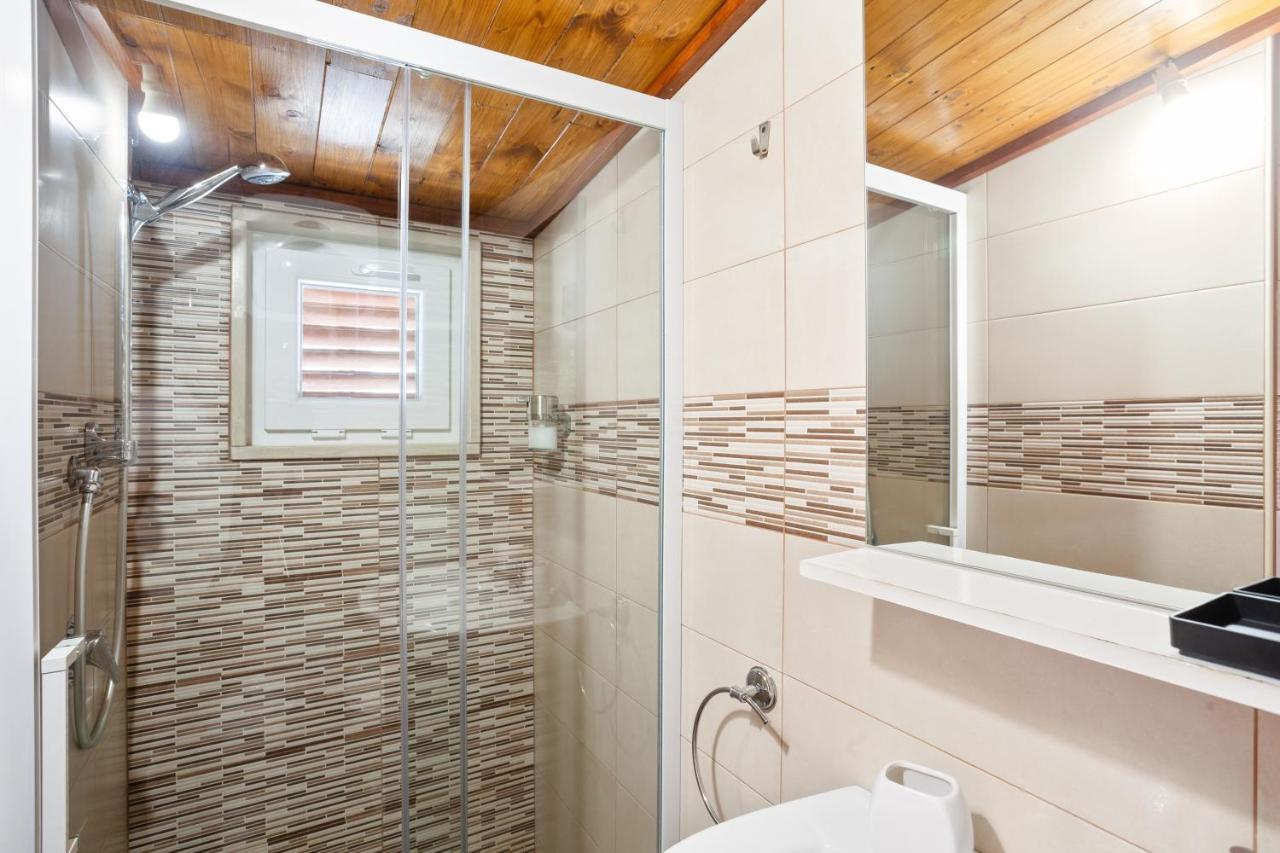 דירות פולינאנו א מארה Tiny House 19 Terrace Aparment מראה חיצוני תמונה